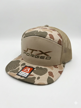 Load image into Gallery viewer, ***NEW*** JTX Forged Camo Series Panel Flat Cap
